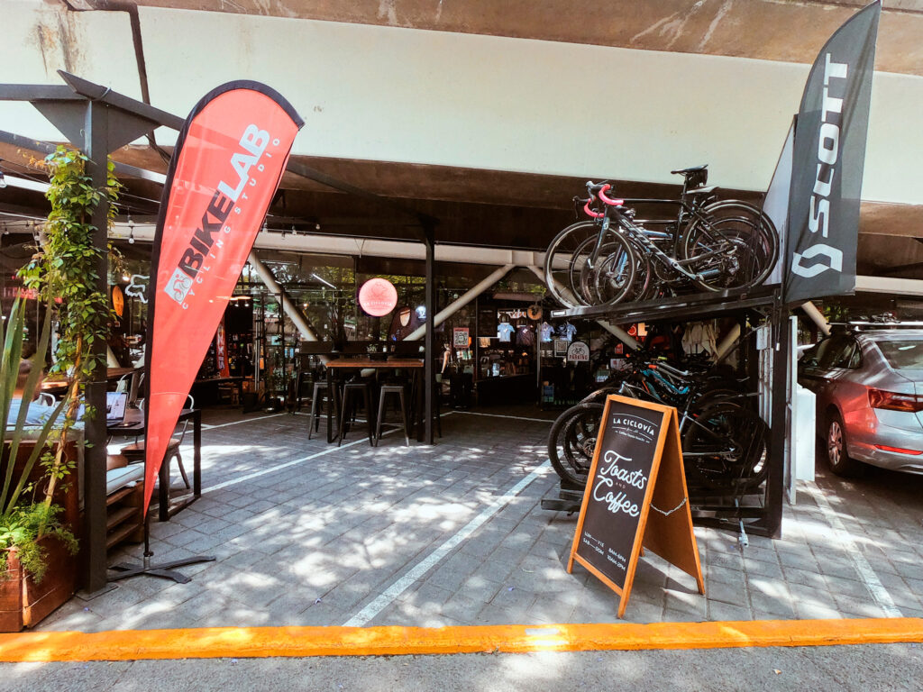 La Ciclovía Polanco. Bicicletas, Café, Toasts, Desayunos, Cafeterías. Miguel Hidalgo. CDMX. Ciudad de México.
