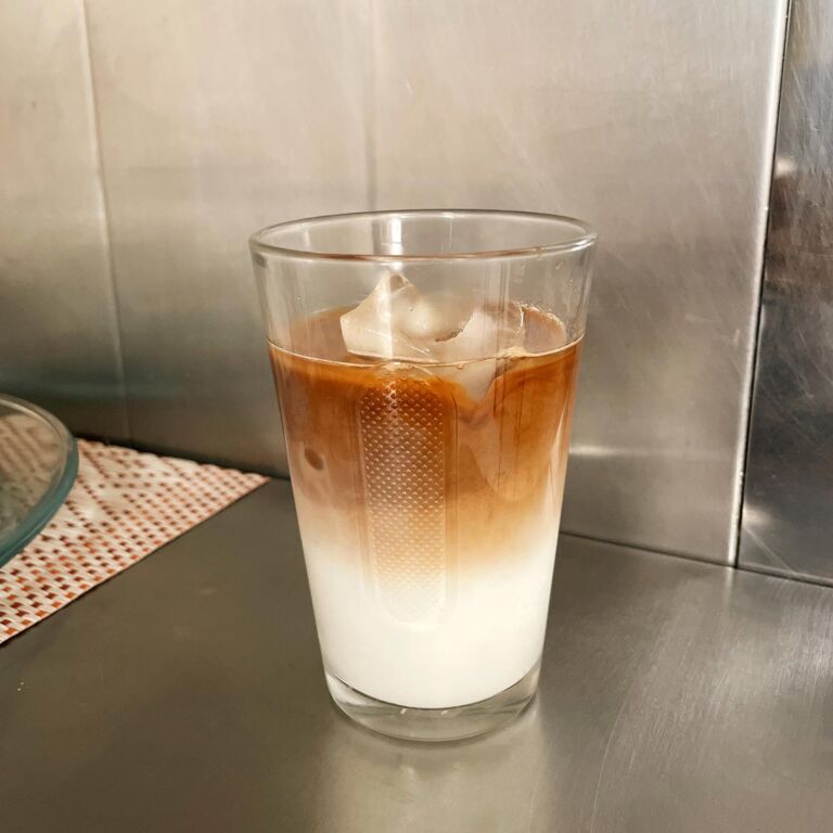 Latte Helado usando moka express bialetti mexico México cafetera italiana