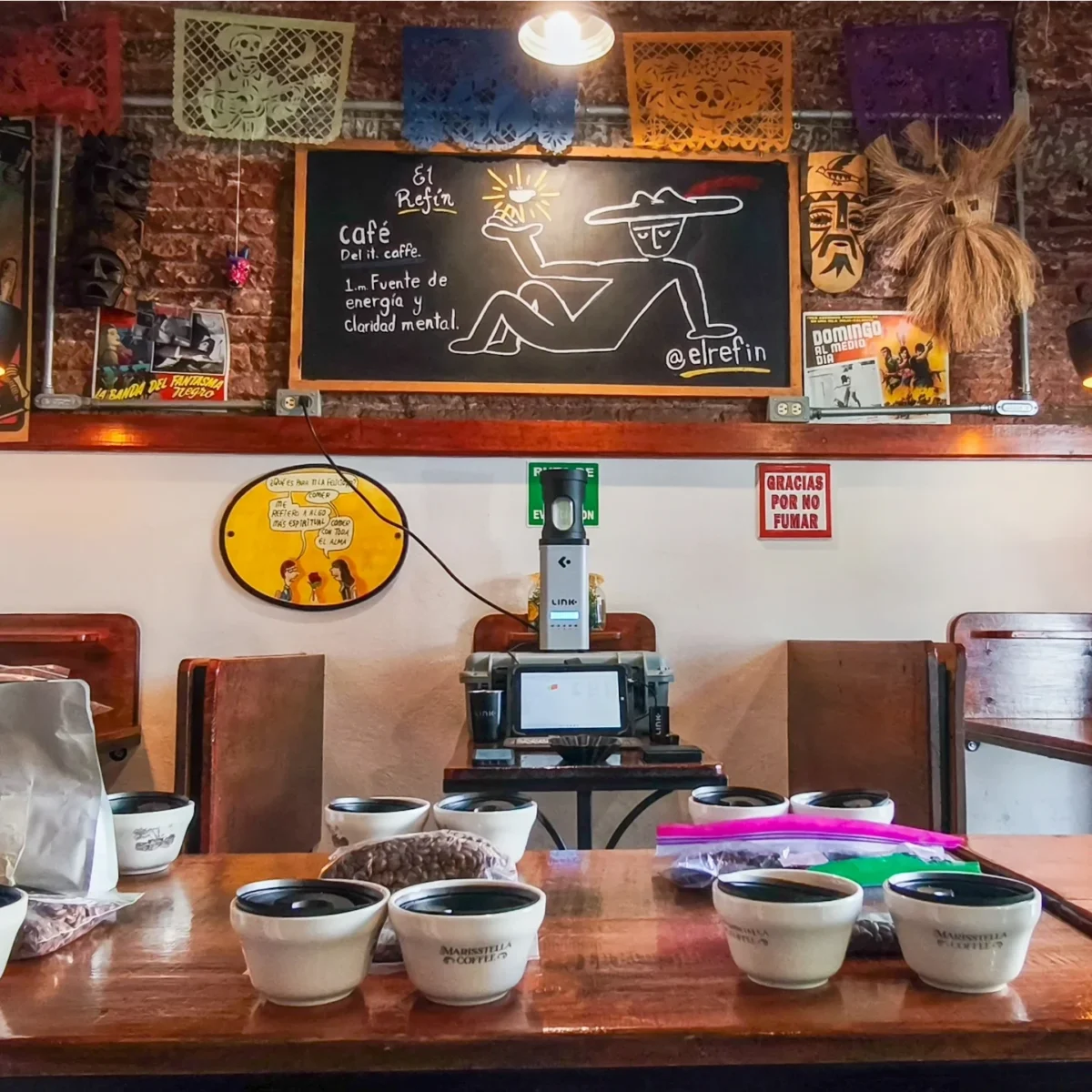 Café El Refin, una cafetería de especialidad en Del Carmen, Coyoacán, CDMX.