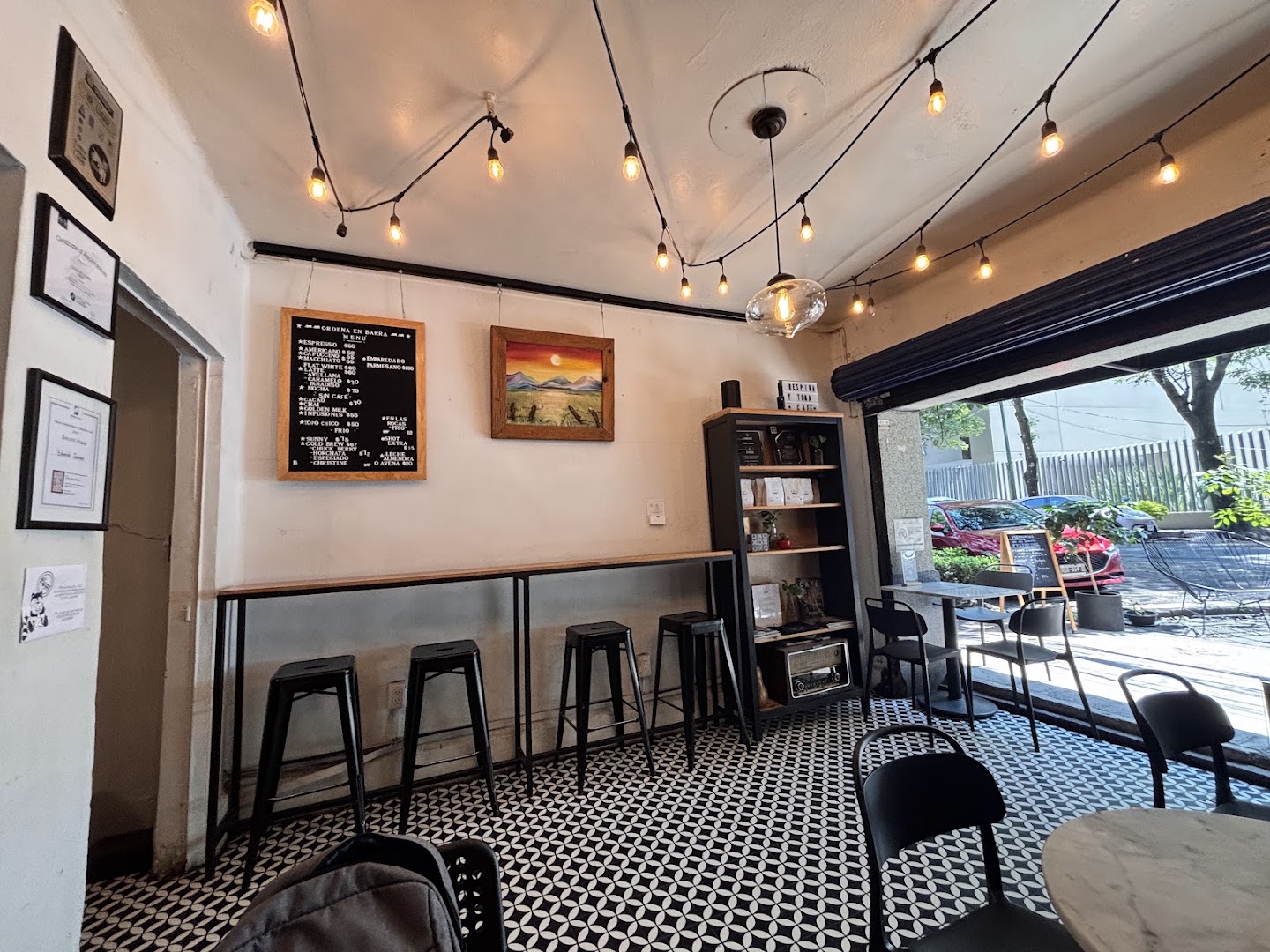 Memorias de un Barista, cafetería de especialidad con cold brew y pan artesanal en la calle Frontera, colonia Roma Norte, Ciudad de México.