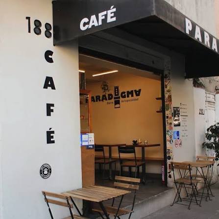 Paradigma Café, cafetería de especialidad con café mexicano y bebidas creativas en la colonia Roma Norte, Ciudad de México.