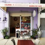 Tulipán y Media Luna, cafetería de especialidad ubicada en la colonia Roma Sur de la Ciudad de México.
